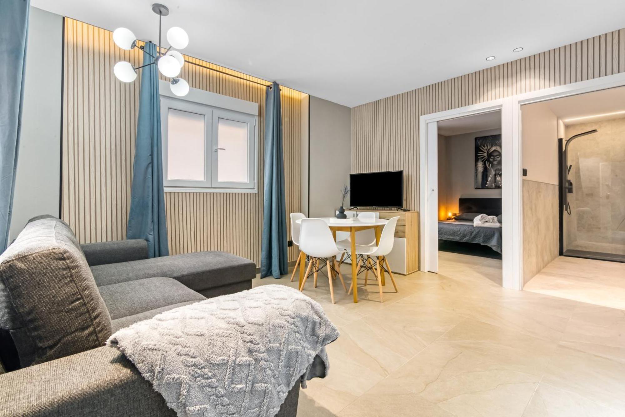 City Scape Suites Valencia Exterior foto