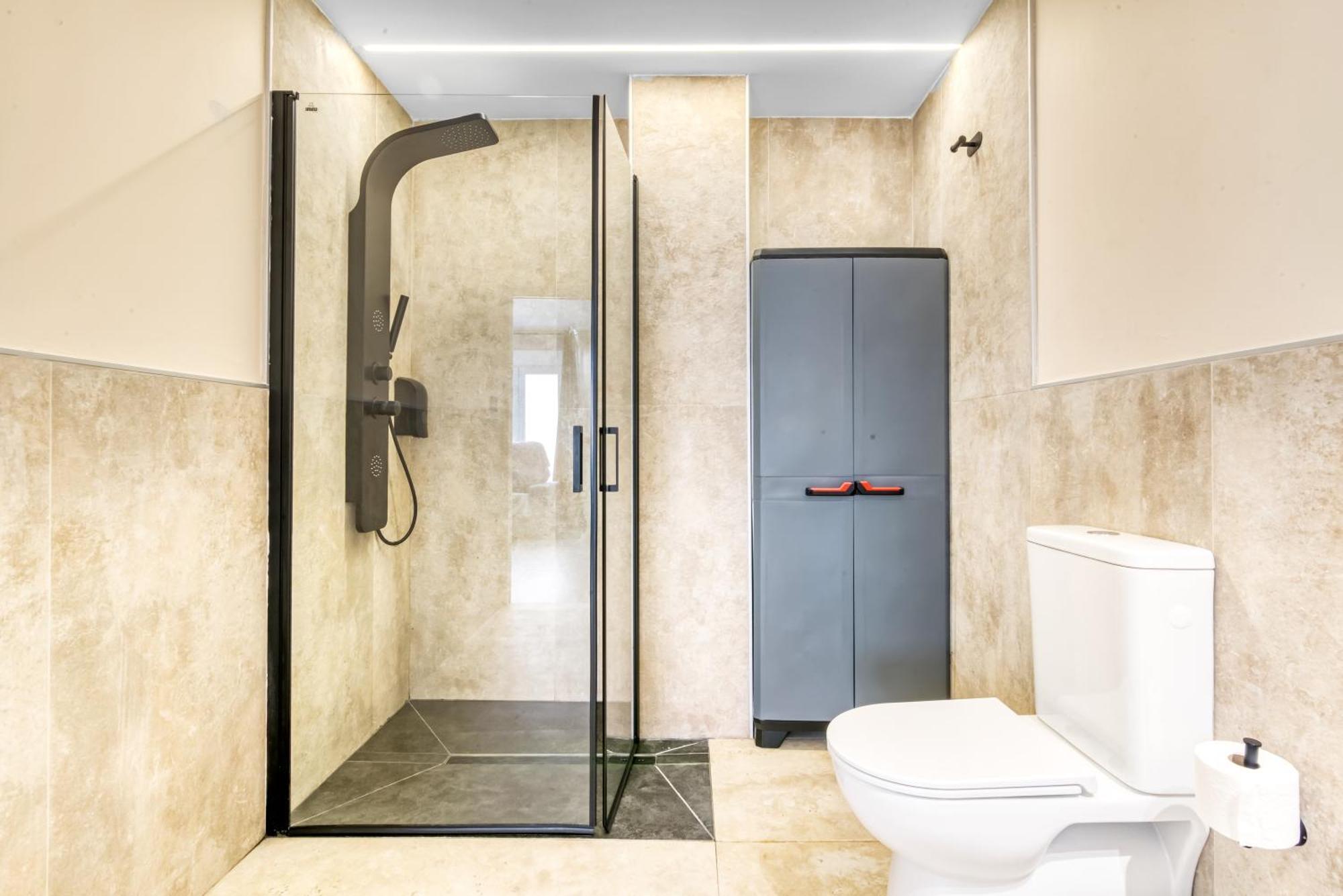 City Scape Suites Valencia Exterior foto